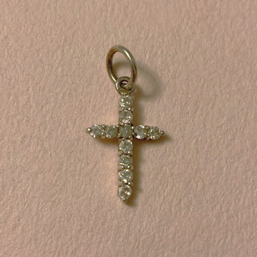 Super Delicate Silver Crystal Cross Pendant
